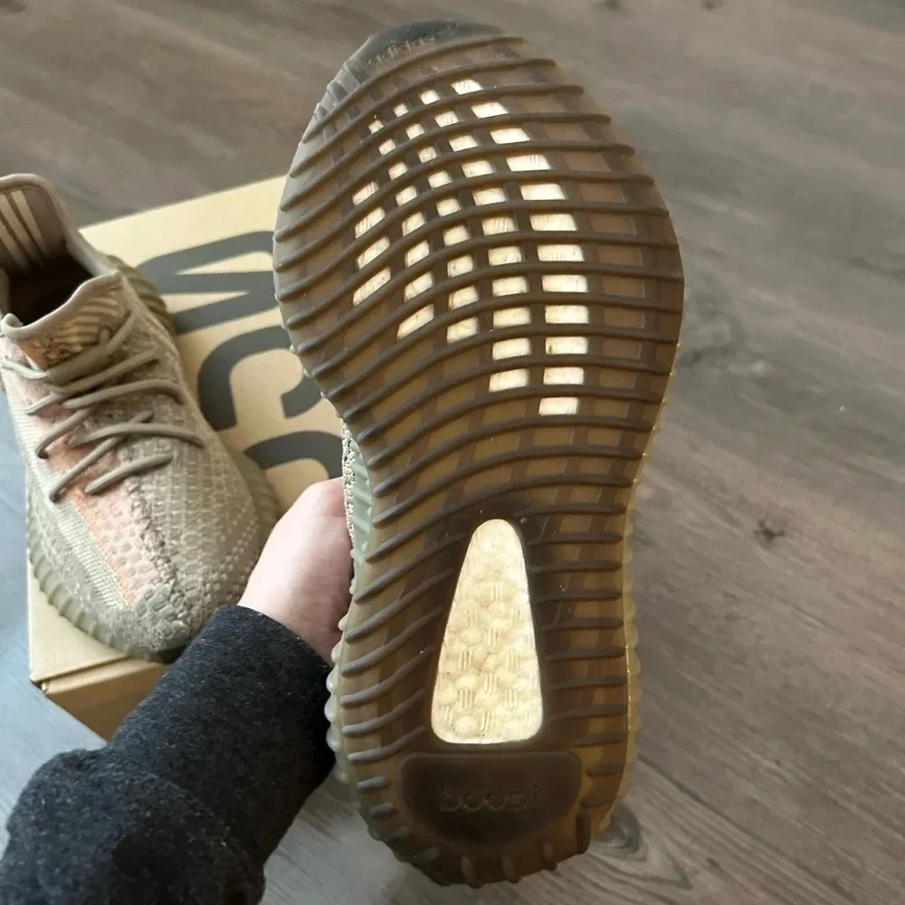 Adidas Yeezy Boost 350 V2 Sand Taupe size 5